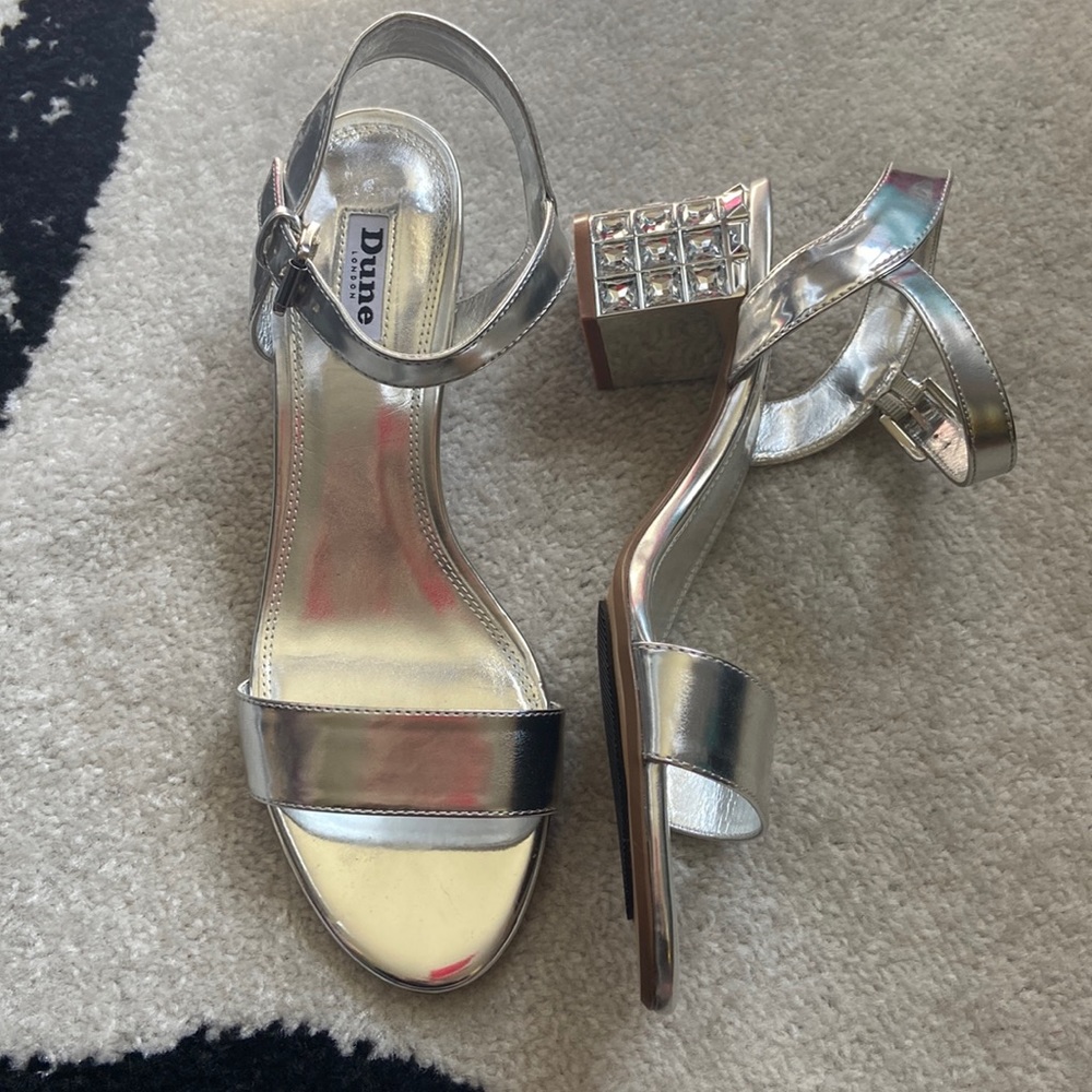 Dune silver metallic patent crystal sandals bling 10 41